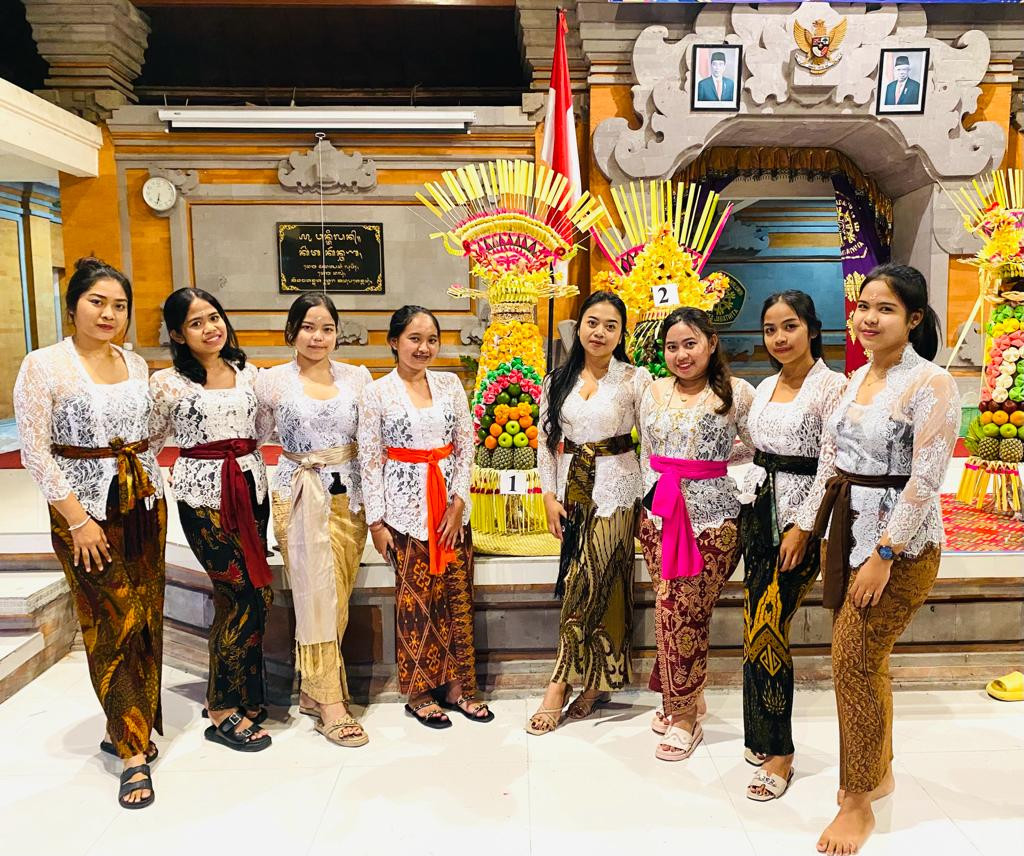 Teruni ST. Eka Dharma Br. Kwanji Raih Juara III Lomba Gebogan Pada Festival Budaya DAPL II